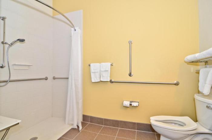 Sleep Inn & Suites Майлс-Сити Номер фото
